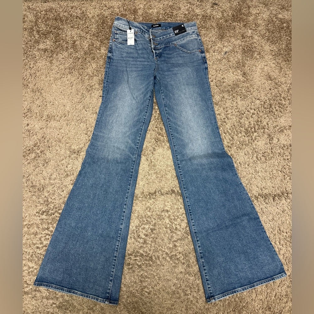 Women’s express flare jeans